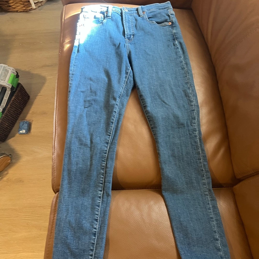 WOMENS GAP HIGH RISE SKINNY BLUE JEAN SIZE 30 10R